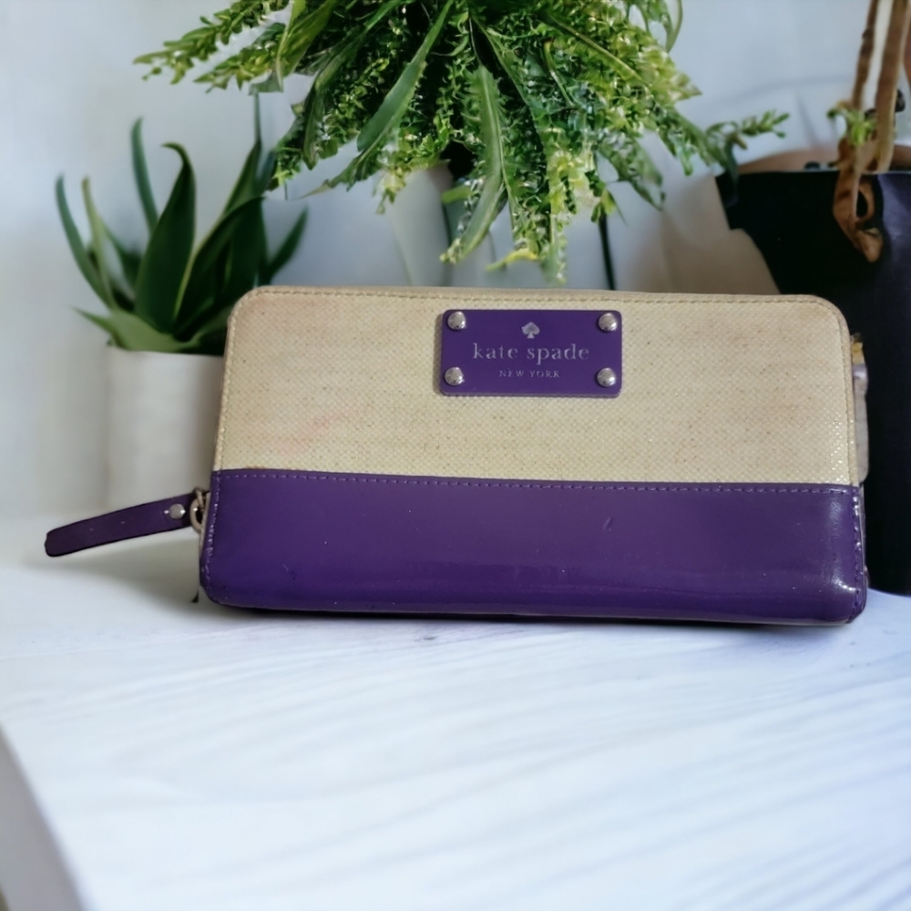 Kate Spade Palm GrovesLacey Purple African Violet & Cream Continental Zip Wallet